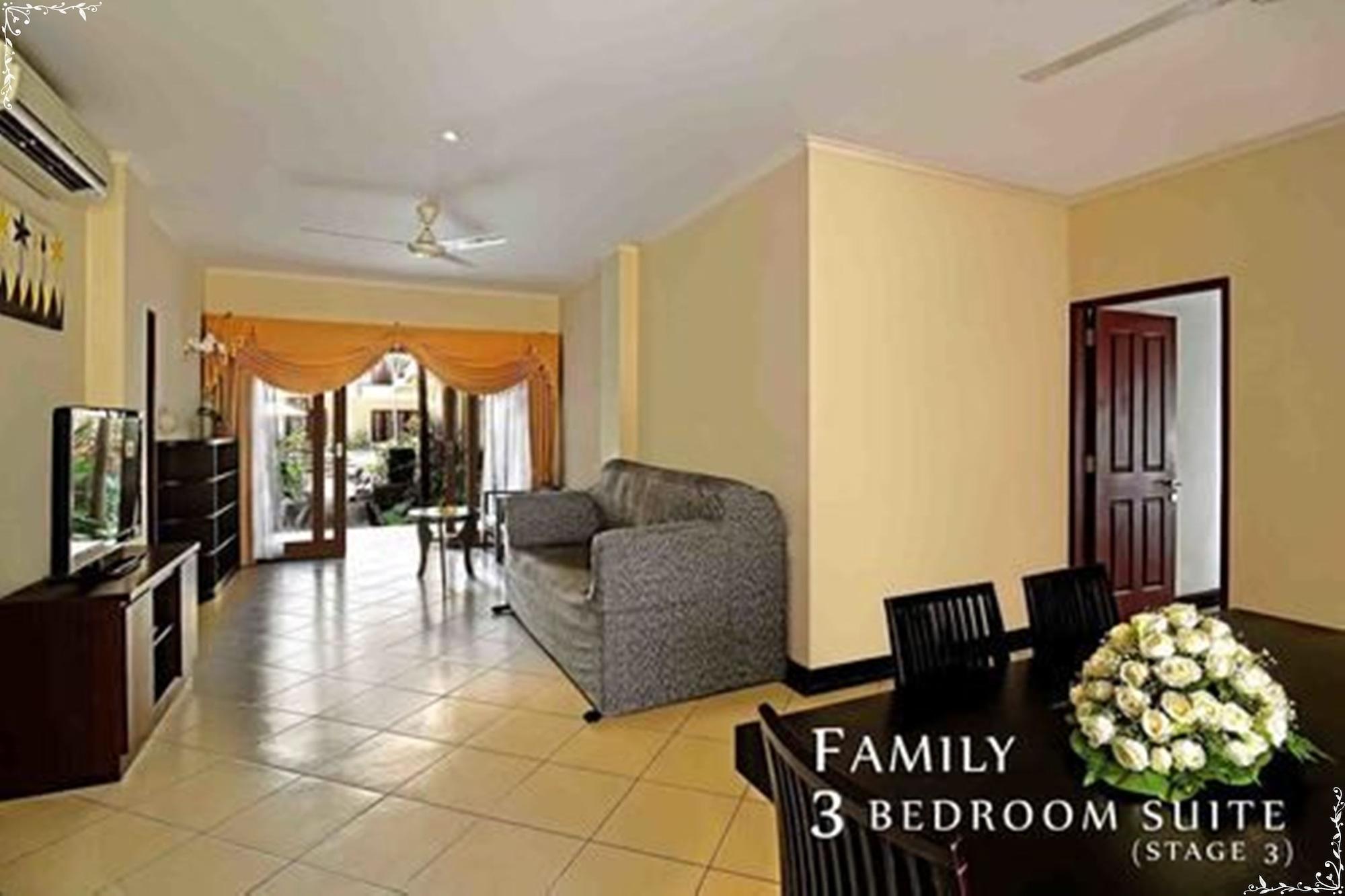 Kuta Town House Apartments מראה חיצוני תמונה