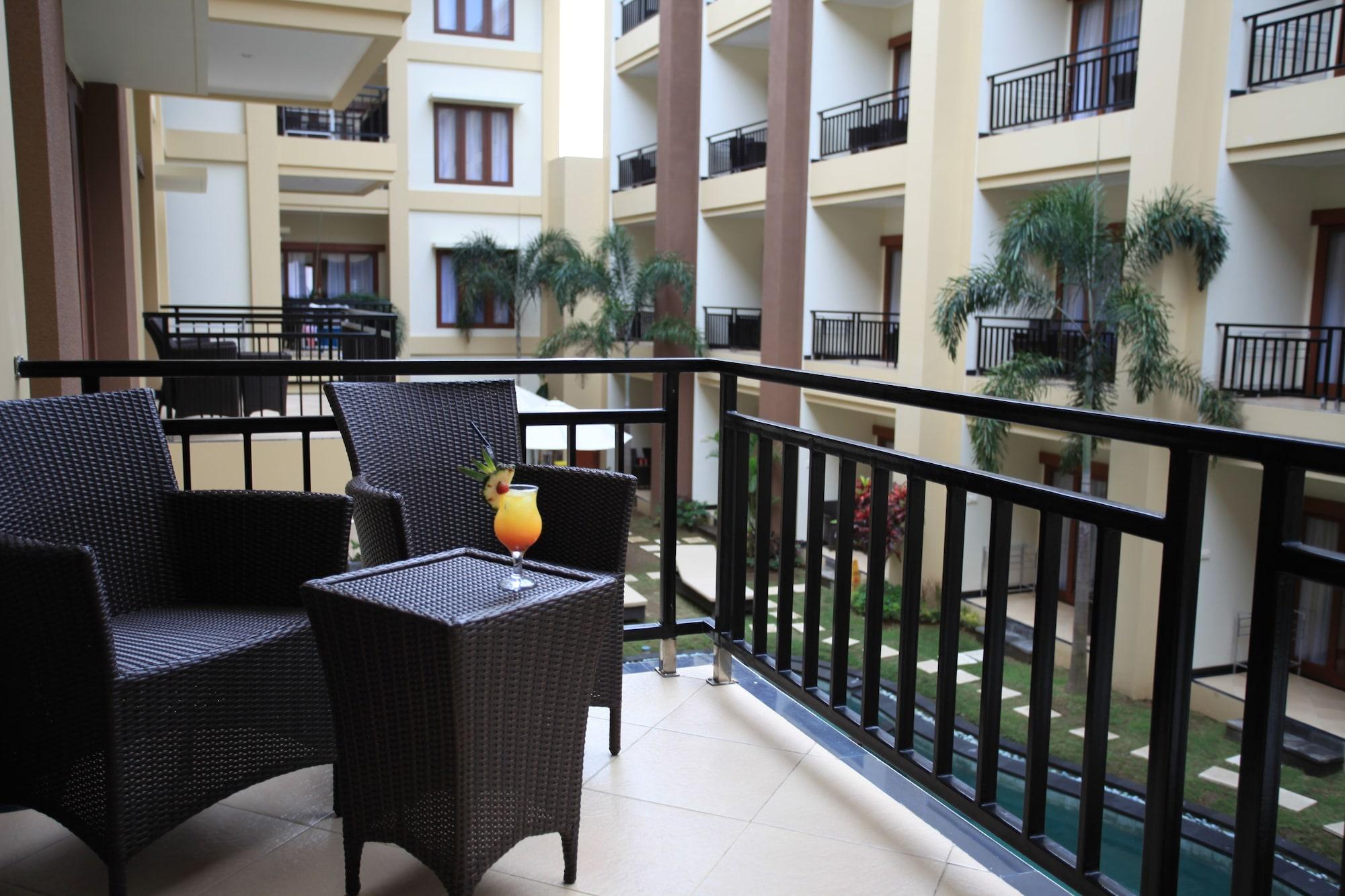 Kuta Town House Apartments מראה חיצוני תמונה