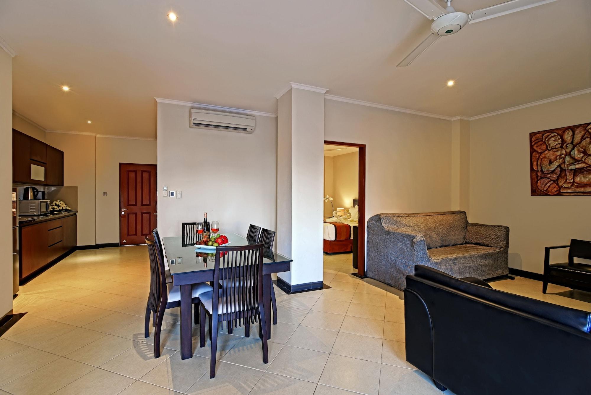 Kuta Town House Apartments מראה חיצוני תמונה