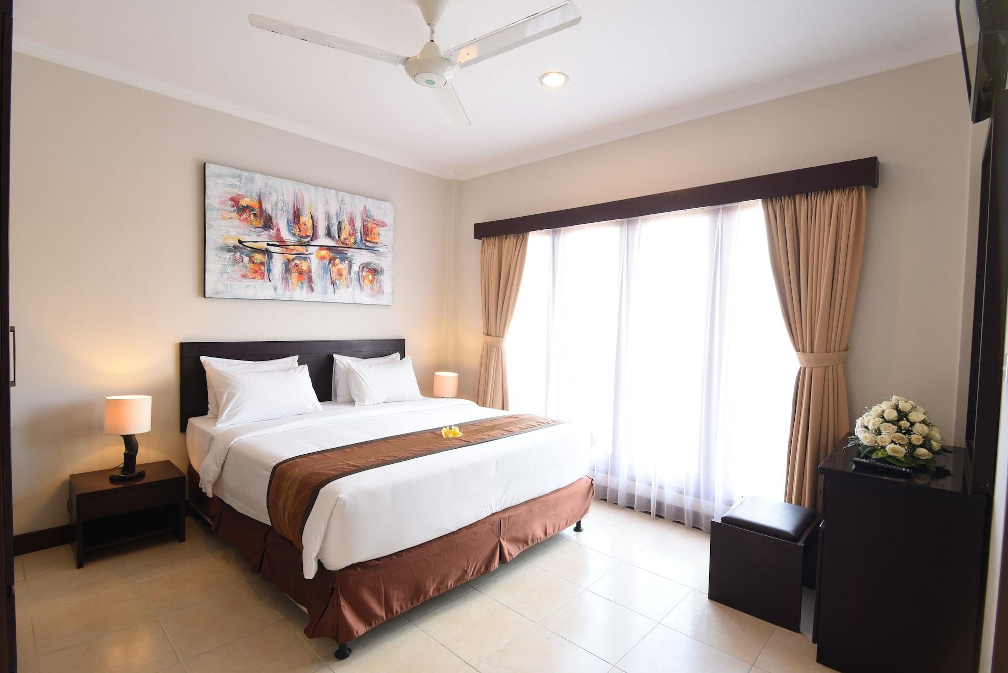 Kuta Town House Apartments מראה חיצוני תמונה