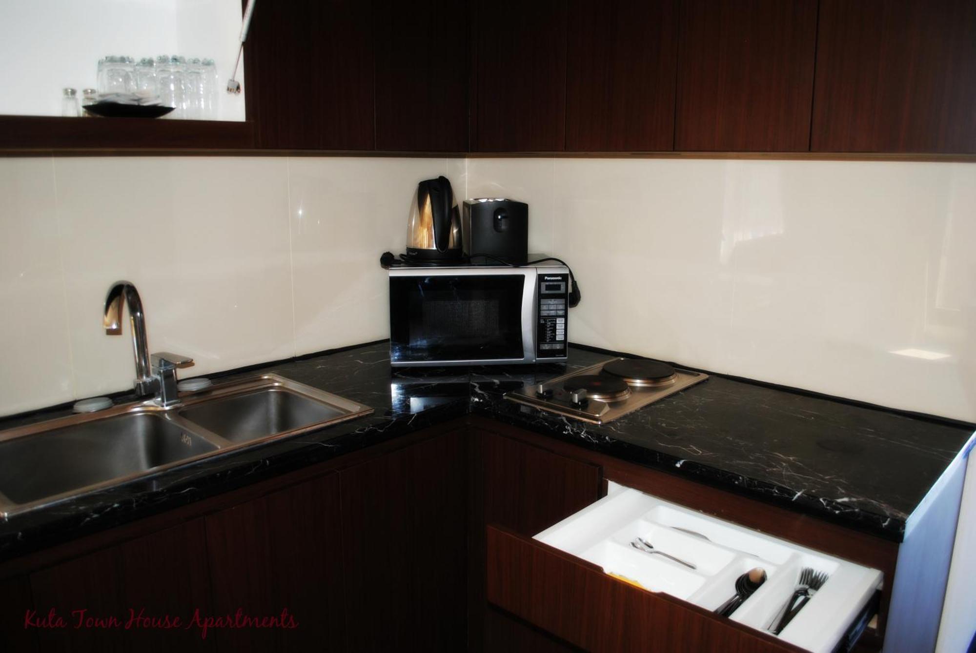 Kuta Town House Apartments חדר תמונה