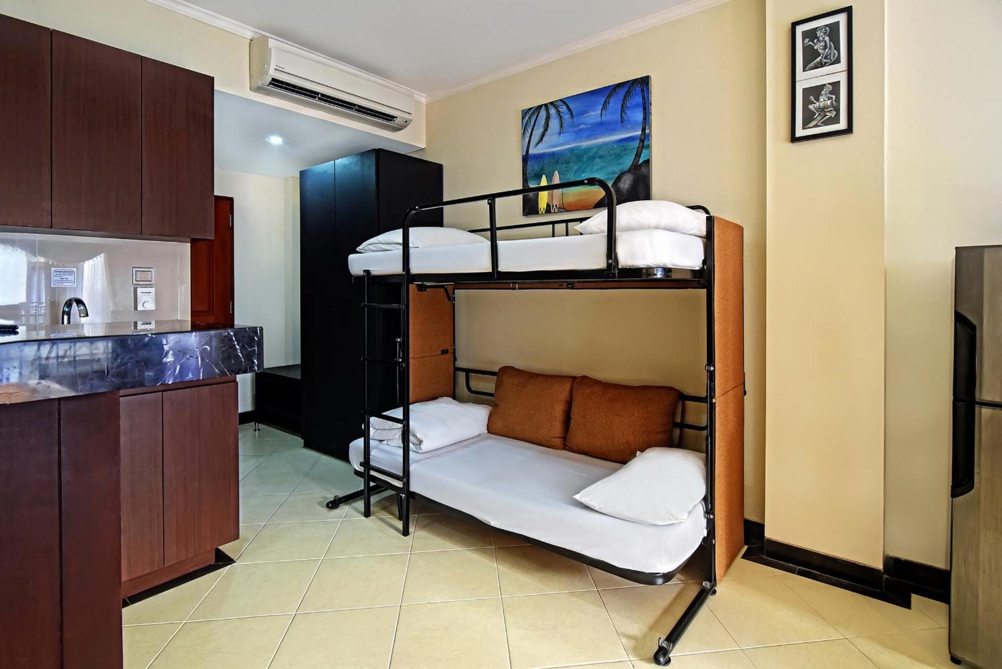 Kuta Town House Apartments מראה חיצוני תמונה